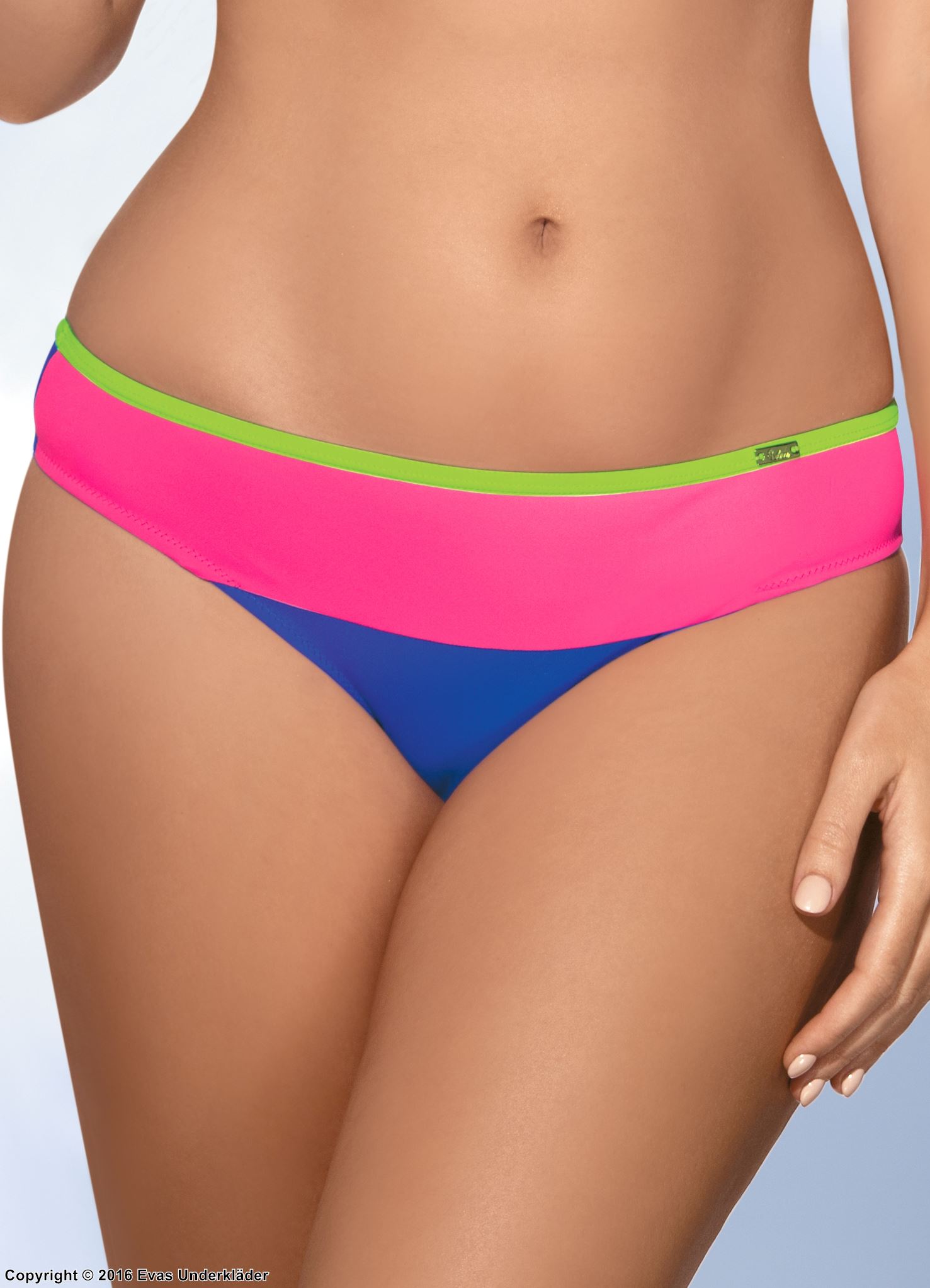 Färgglad bikinitrosa i sportig modell